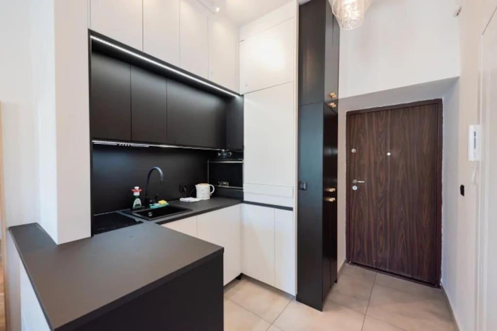 Cutest Studio With Best Location وارسو المظهر الخارجي الصورة